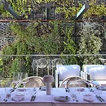 Lux Park Hotel