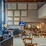 ホテル ラックス リスボア パーク 4*