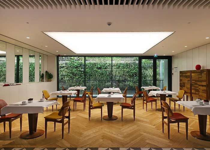 Hotel Lux Park 4*