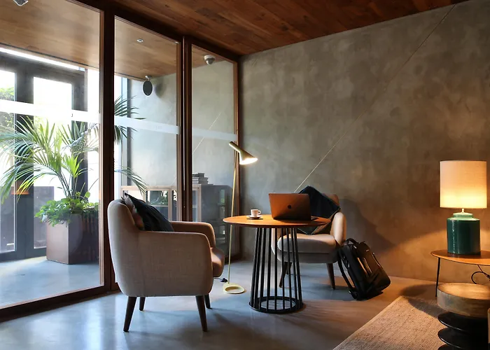 Hotel Lux Park 4*