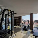 ラックス リスボア パーク 4* リスボン