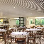 ラックス リスボア パーク 4*