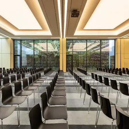 Hotel Lux Park 4*