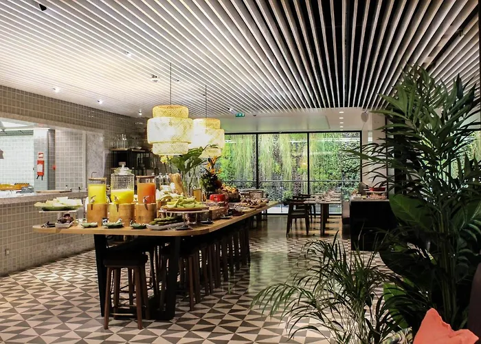 Hotel Lux Park Lisbon