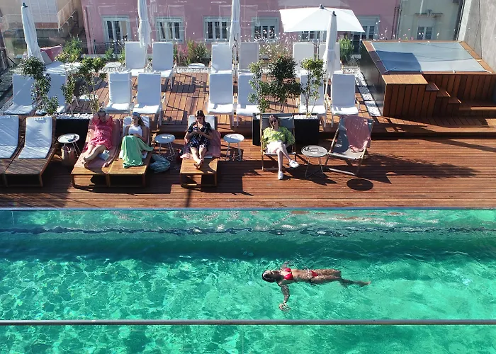 Ξενοδοχείο Lux Park 4*