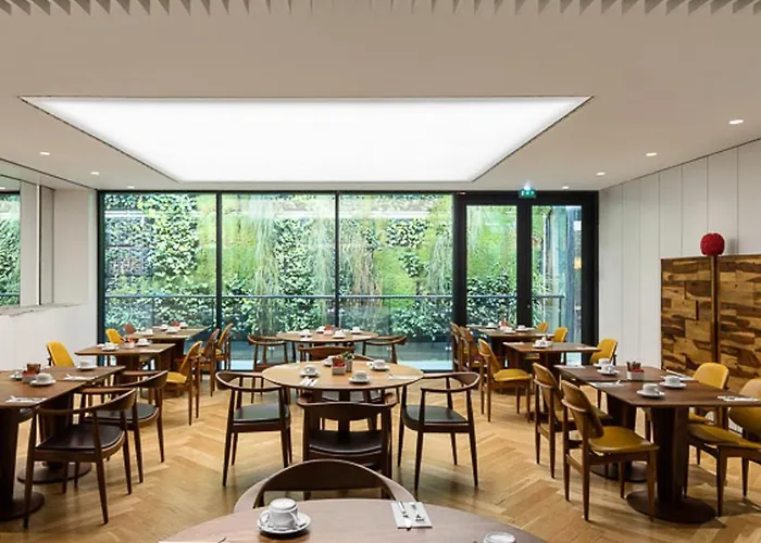 Ξενοδοχείο Lux Park 4*